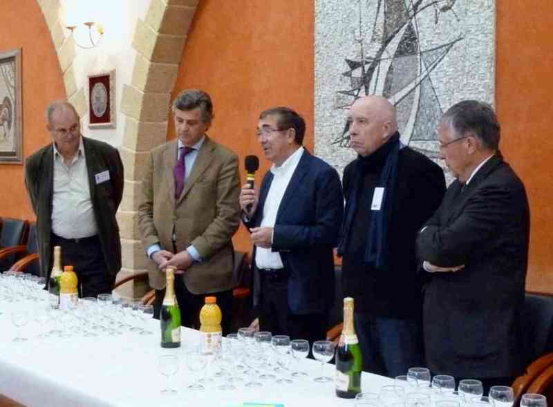 5_1090426 (Clement).jpg - ... ça va finir !